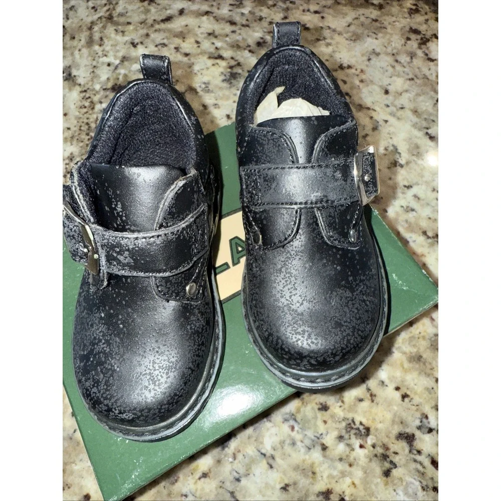 Outland Outdoor Boys Faux Leather Waterproof‎ Boots/Shoes Size 6 New. 4536